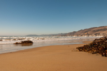 Fototapeta na wymiar Pismo Beach Pier in California on the western coast