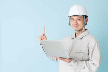 現場作業員　ブルーバックイメージ