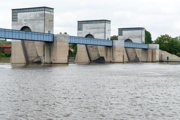 Wasserkraftwerk am Main