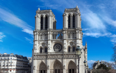 Fototapeta na wymiar The Notre Dame Cathedral at sunny day , Paris, France.