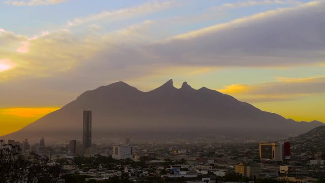 Sunrise Monterrey Cerro de la Silla