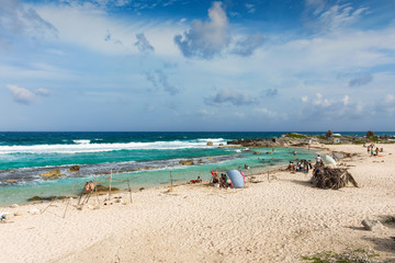 Der Strand Playa Publica an der unerschlossenen Südküste von Cozumel, Yukatan, Mexiko