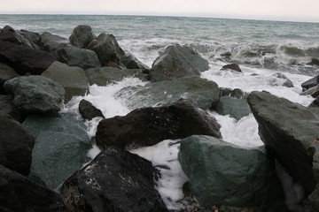  sea ​​and stones