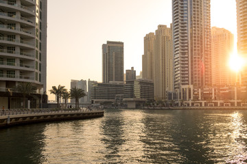 Fototapeta na wymiar Sunset in Dubai Marina