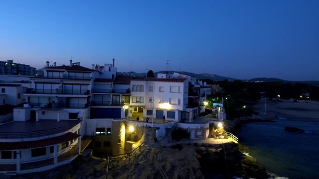  Roc de Sant Gaiet&agrave;, urbanizaci&oacute;n  parte de Roda de Bar&aacute; en Tarragona (Catalu&ntilde;a,Espa&ntilde;a) a 1 hora de Barcelona. Video aereo con Drone