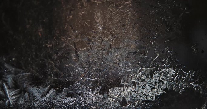 forming of frozen patterns on glass