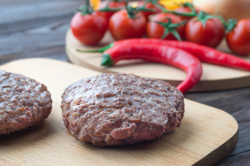 Fresh Grilled Paleo Hamburger with Veggies