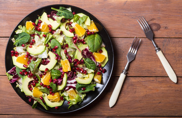 Salad with avocado