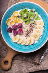 healthy food - oatmeal