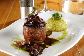 Meat filet with Balsamic sauce