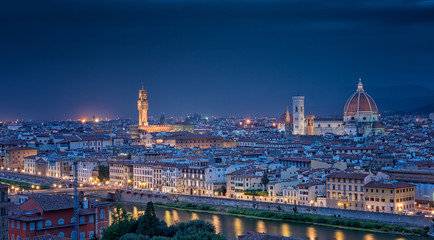 Fototapeta na wymiar Scenic view on Florence, Tuscany in dusk