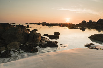 Fototapeta na wymiar rocky beach at atlantic ocean, france, brittany