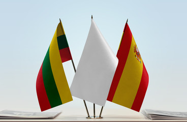 Flags of Lithuania and Spain with a white flag in the middle