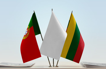 Flags of Portugal and Lithuania with a white flag in the middle