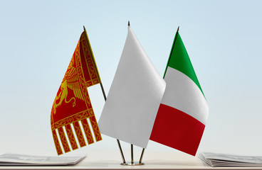 Flags of Republic of Venice and Italy with a white flag in the middle