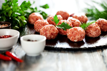 Raw meatballs