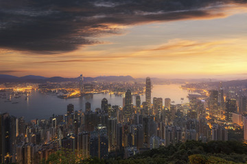 Obraz premium Hong Kong skyline. The view from Victoria Peak in morning