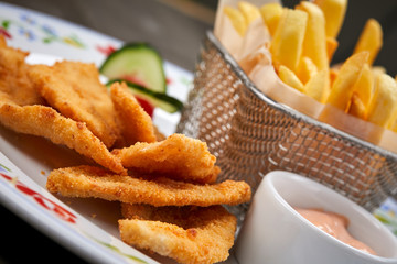 chicken with french fries