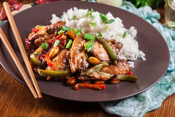 Kung Pao chicken with peppers and vegetables