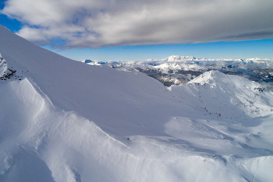 Woman skiing in mountains, Zauchensee, Salzburg, Austria