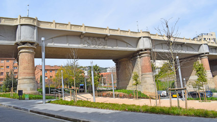 Fototapeta na wymiar Puente Vallcarca en Barcelona