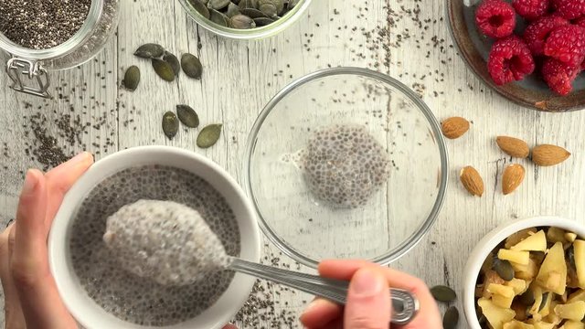 cooking chia pudding with apples