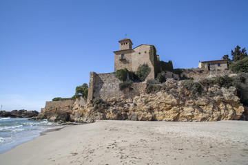 Fototapeta na wymiar Castle of Tamarit, mediterranean beach, province Tarragona, Costa Daurada, Catalonia.Spain.