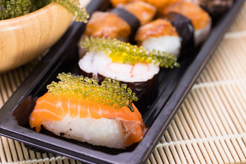 Fresh Sea Grapes (Caulerpa Lentillifera) , Seaweed and zushi , Healthy food