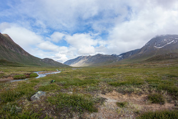 Fototapeta na wymiar Tundra Landschaftsfotos vom Sommer in Grönland / Kalaallit Nunaat /Sisimiut