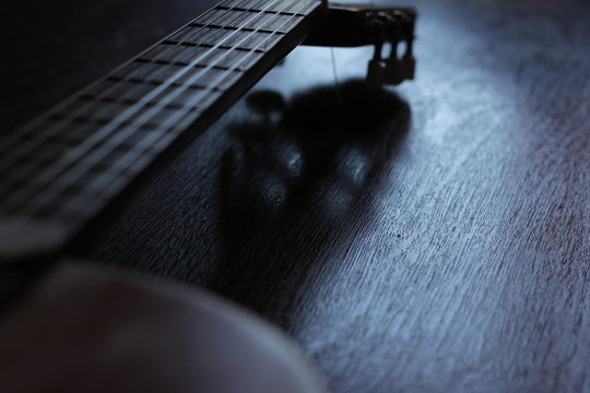 Viol&atilde;o com espa&ccedil;o para escrever