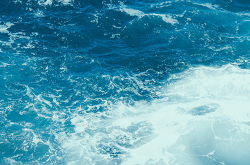 Fototapeta na wymiar blue water of ocean