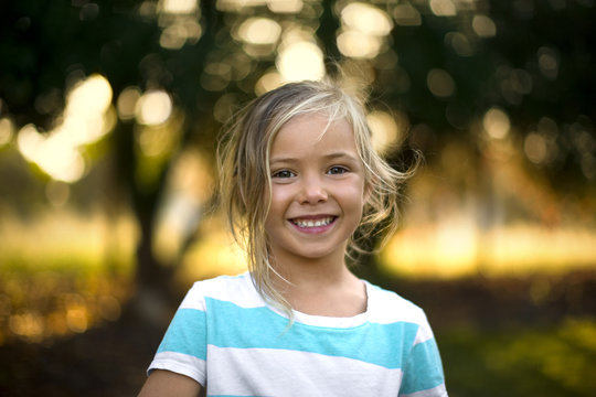 Portrait of a smiling young girl.