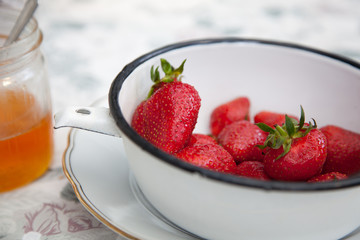 Organic Strawberries & Honey