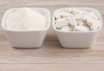 Pills and collagen protein powder - Hydrolyzed.