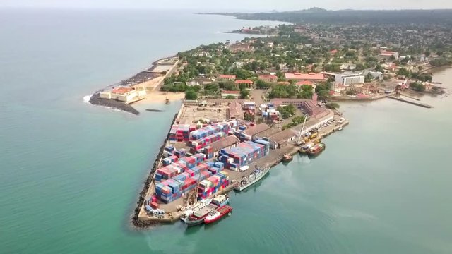 Sao Tomé's port and fort