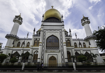Fototapeta na wymiar Masjid Sultan, Arab Street, Singapore