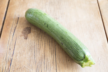 zucchina tagliata a fette