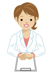 白衣　女性　説得　にこやか