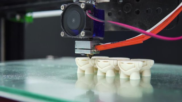 3D printer prints parts multiple shape objects