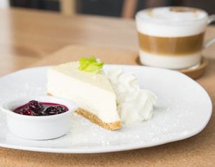 Cheese cake with berries