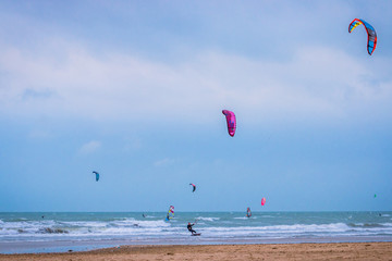 Kitesurf sur la plage de la Grande Motte