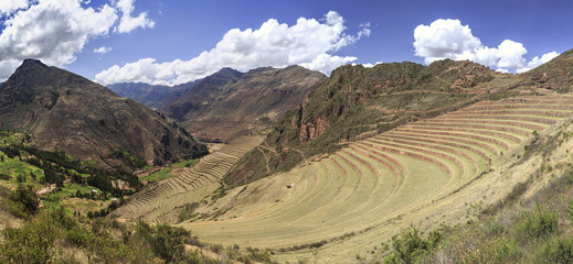 Fototapeta na wymiar Ancient Inca ruins of Pisac in the Sacred Valley, Cuzco, Peru