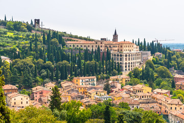 Fototapeta premium Zdjęcie małego włoskiego miasta Verona w Veneto