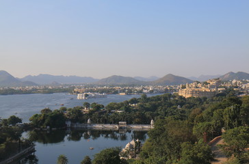 Fototapeta na wymiar Historical lakeside architecture City Palace cityscape Udaipur India 