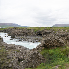 Landschaft rund um den Goðafoss - Wasserfall in Nord-Island
