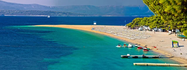 Fototapete Strand Golden Horn, Brac, Kroatien Zlatni Rat berühmter türkisfarbener Strand in Bol auf der Insel Brac