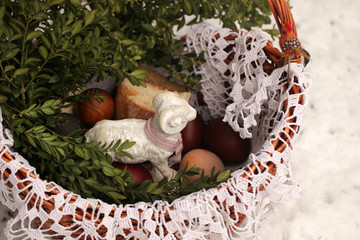 Polish easter traditions - beautiful wicker basket, with white hand made cloth, and old white lamb, with food to be blessed in church - obrazy, fototapety, plakaty