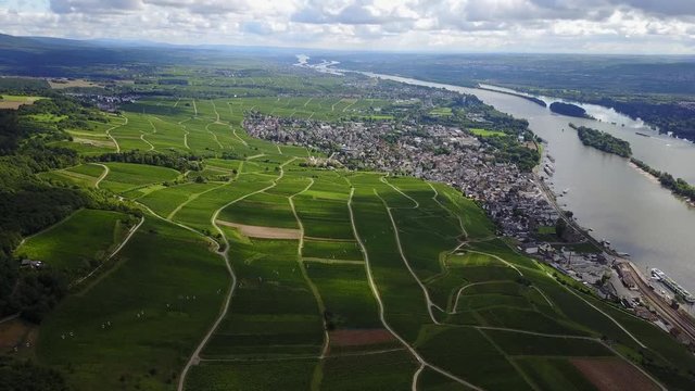 r&uuml;desheim oben
