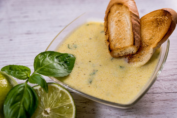  salad dressing, lime, yoghurt, salt, spice, honey, olive oil, recipe for preparation