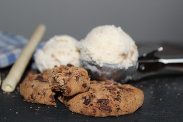 Ice cream with cookies - cookie ice cream